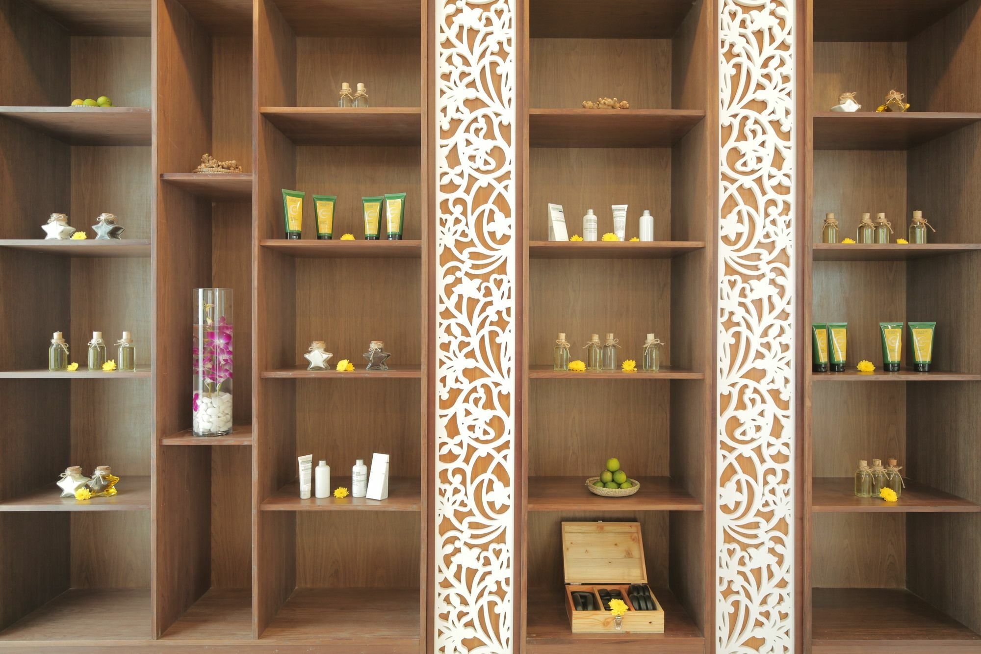 Yarra Ocean Suites Danang Buitenkant foto